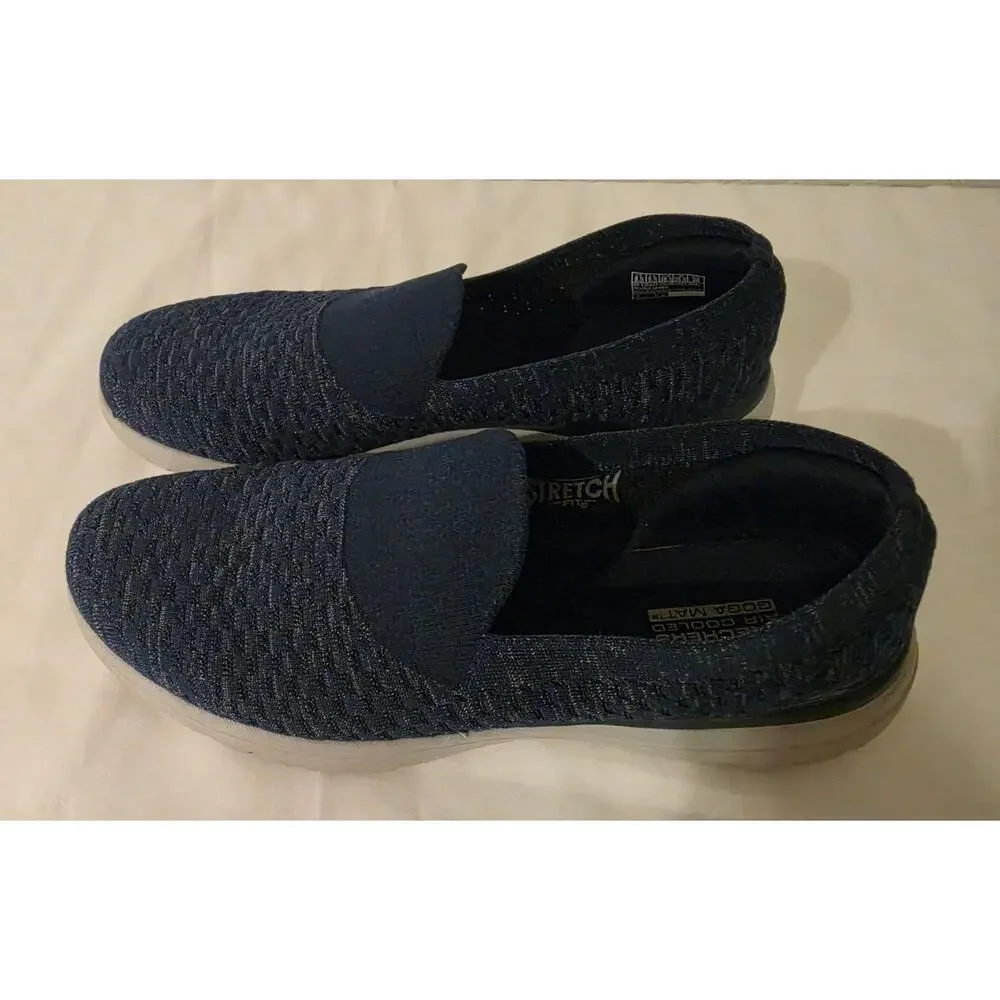 Skechers GOwalk Slip-On Sneakers Women 8.5 Navy Knit Air Cooled Goga Mat Comfort